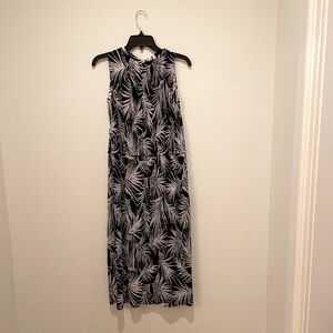 Midi dress by Boss, sleeveless, size L, elastic waist. Fully lined back zipper.